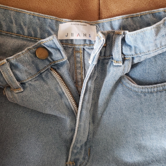 American Apparel shorts - Picture 3 of 4